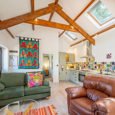 Polrunny Farm Sloe Cottage With A Sea View Боскасл Экстерьер фото