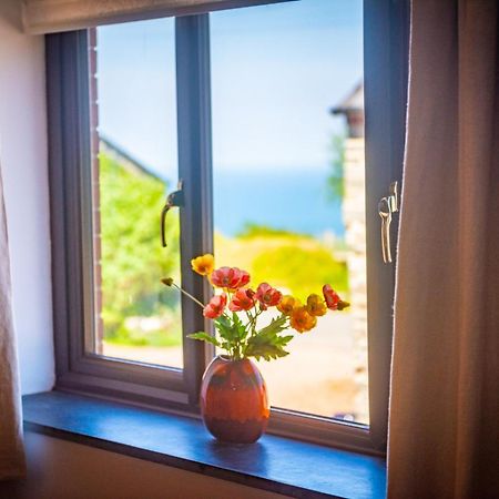 Polrunny Farm Sloe Cottage With A Sea View Боскасл Экстерьер фото
